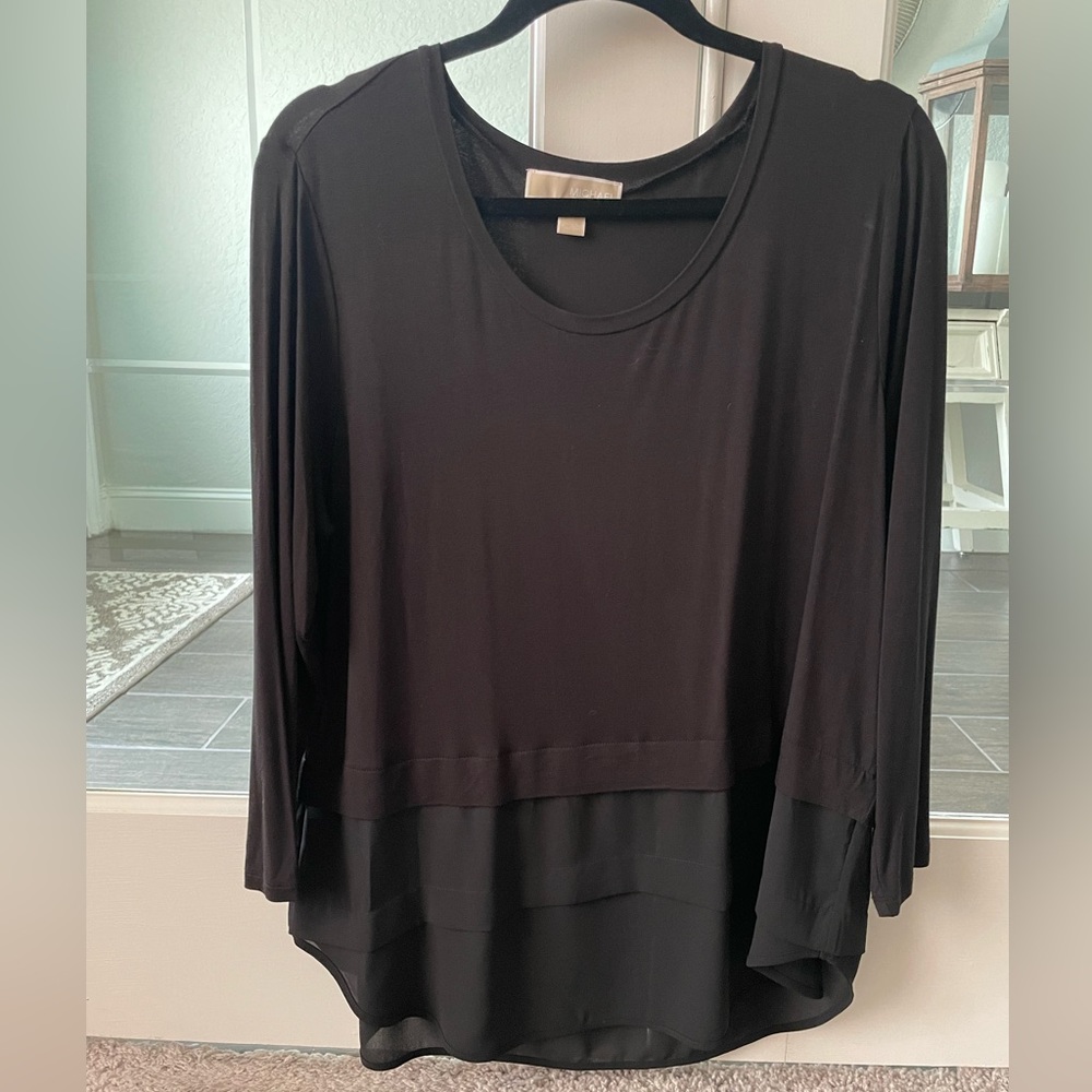 Michael Kors Layered Look Tunic Size XL Black 3/4 Sleeve Gold Logo Stretch Top